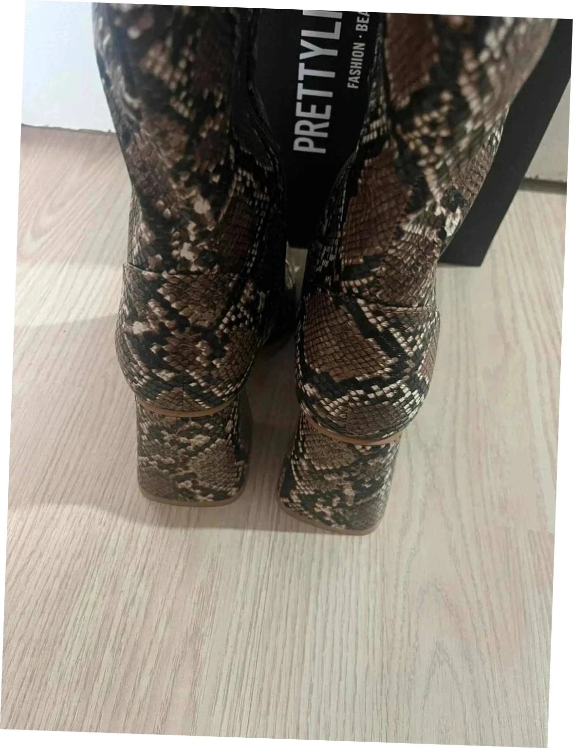 Hoge laarzen PrettyLittleThing (PLT) Nieuw met slangenmotief Maat 38 – photo 6